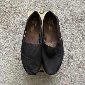 Classic Black Canvas Toms